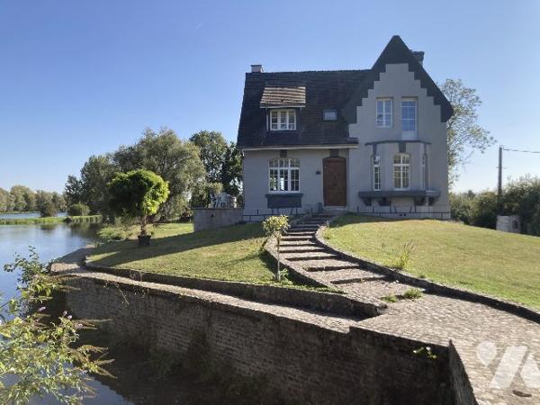 Domaine de pêche avec camping gîte et maison principale