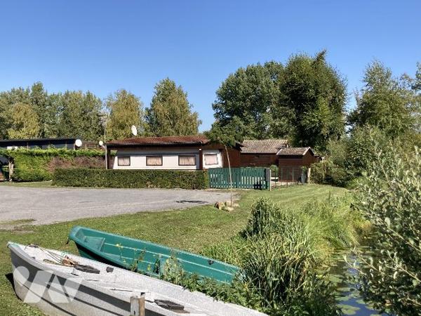 Domaine de pêche avec camping gîte et maison principale