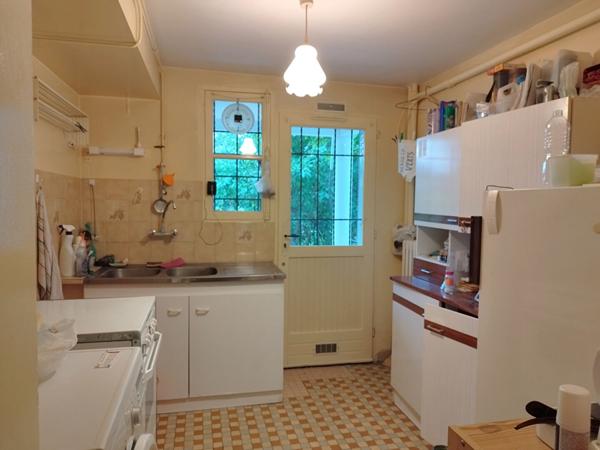 Maison Saint Pierre Des Corps proche toutes commodités, fil Bleu, Gare TGV, écoles, commerces, tram