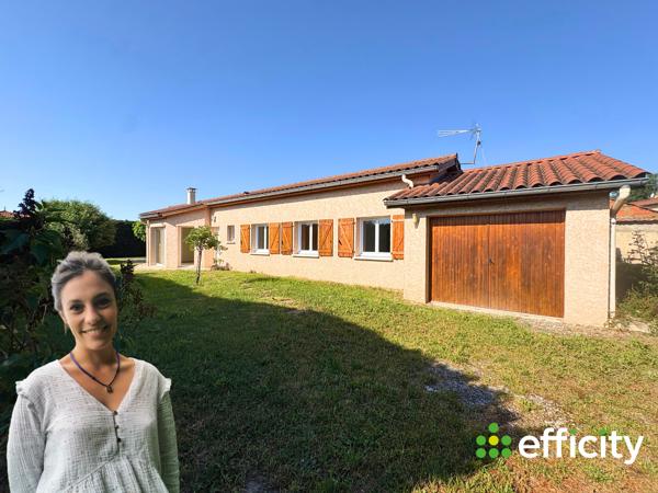 Maison
         5 pièces
        - 92 m² Exclusivité 245 000 € *