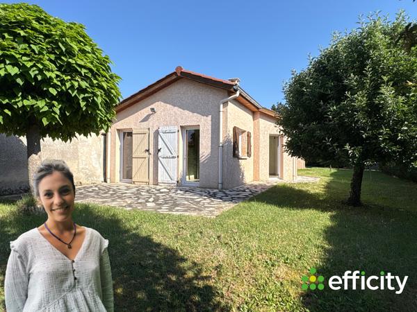 Maison
         5 pièces
        - 92 m² Exclusivité 245 000 € *