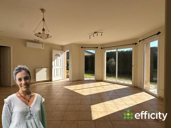 Maison
         5 pièces
        - 92 m² Exclusivité 245 000 € *