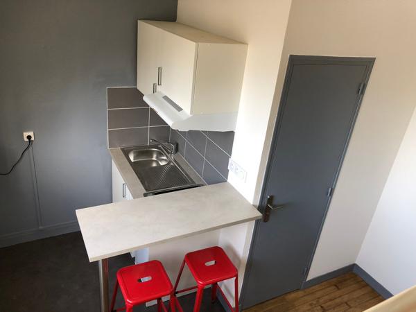 Appartement Poitiers 1 pièce(s) 13.70 m2