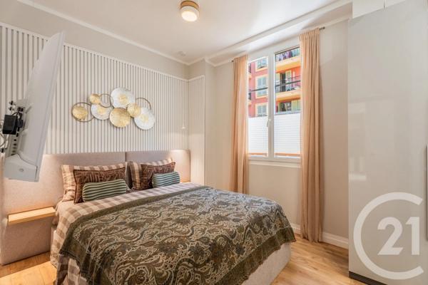 Appartement F3 à vendre  3 pièces - 82 m 2   NICE  - 06