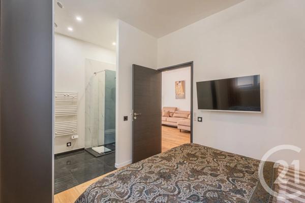 Appartement F3 à vendre  3 pièces - 82 m 2   NICE  - 06