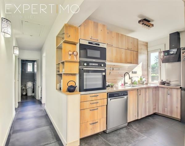 Châteauneuf-le-Rouge (13790) Châteauneuf-le-Rouge – Maison 4 chambres, très calme avec jolie vue sur le Cengle