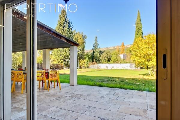 Châteauneuf-le-Rouge (13790) Châteauneuf-le-Rouge – Maison 4 chambres, très calme avec jolie vue sur le Cengle