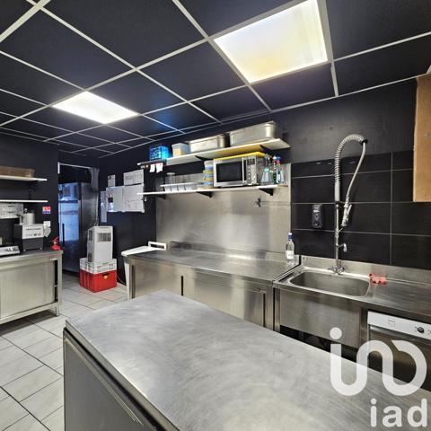 Immeuble à vendre 210 m² La Couronne