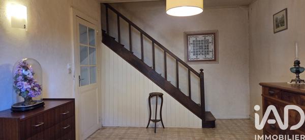 Maison à vendre 5 pièces 87 m² Saint-Pierre-des-Échaubrognes