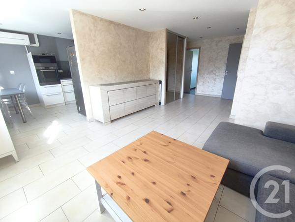 Appartement T3 à vendre  3 pièces - 67,60 m2 FROGES - 38