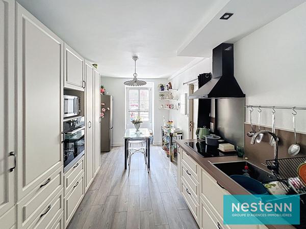 Vente d'un appartement de 3 pièces dans le centre ville de Lamballe