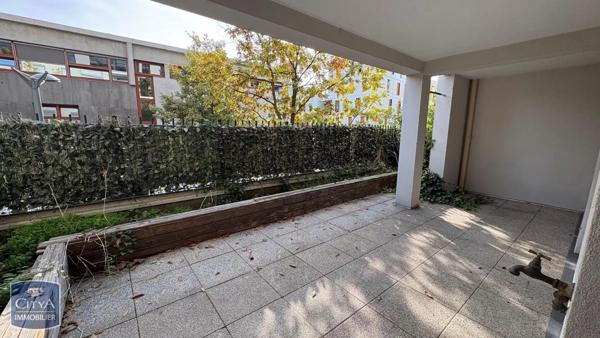 Appartement à louer 4 pièces 109.5m²