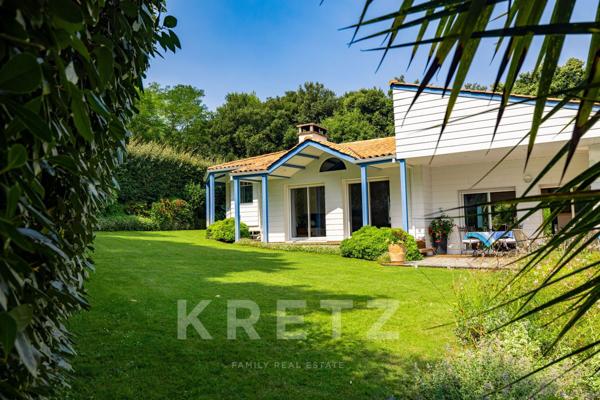 Propriété 235m² de style Louisiane à 200 m de la plage avec piscine