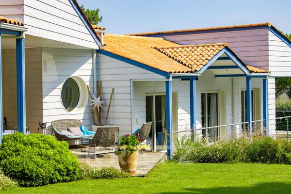 Propriété 235m² de style Louisiane à 200 m de la plage avec piscine