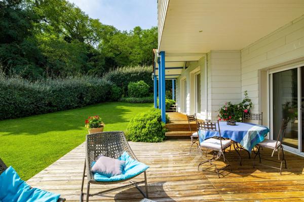 Propriété 235m² de style Louisiane à 200 m de la plage avec piscine