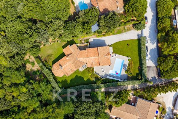 Propriété 235m² de style Louisiane à 200 m de la plage avec piscine