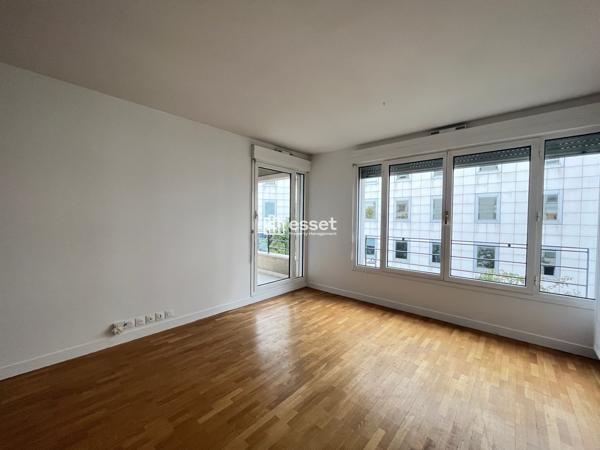 Location Appartement 2 pièces 52.2 m² - Paris 75012