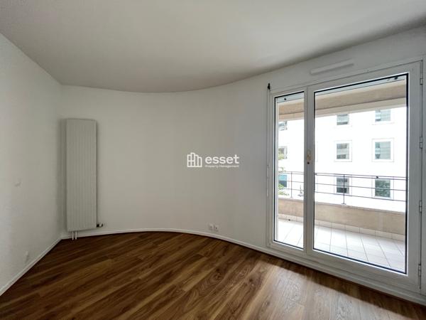Location Appartement 2 pièces 52.2 m² - Paris 75012