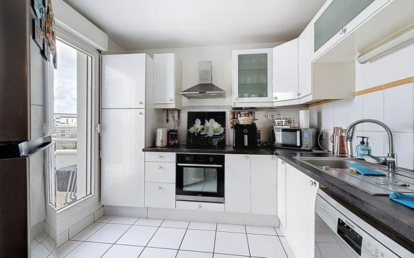 Appartement à vendre    5 pièces • 103,81 m2 Montigny-le-Bretonneux