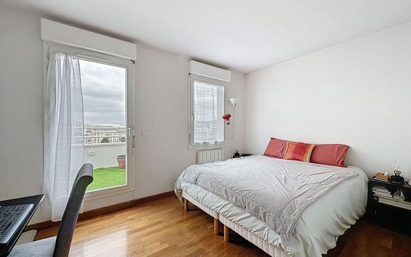 Appartement à vendre    5 pièces • 103,81 m2 Montigny-le-Bretonneux