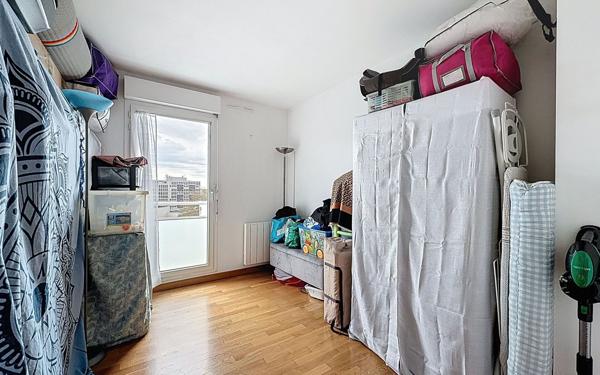 Appartement à vendre    5 pièces • 103,81 m2 Montigny-le-Bretonneux