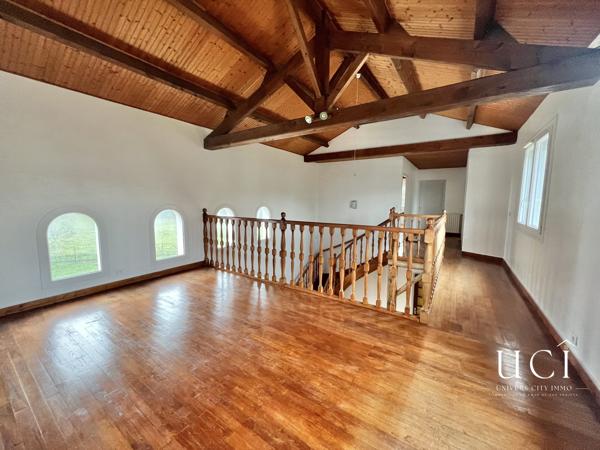 Maison 168m2 Pont Saint Martin, 4 chambres, possible 6 chambres