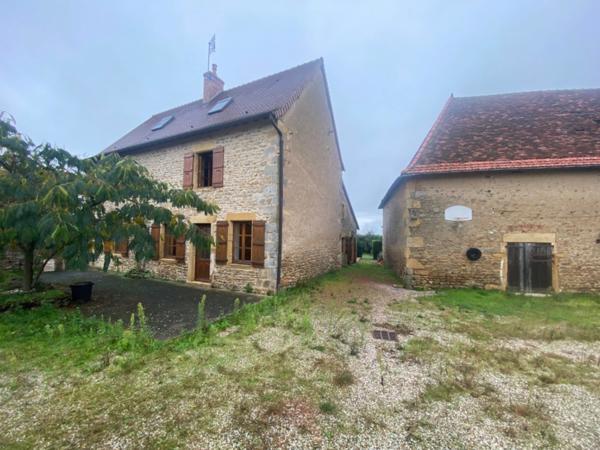 Maison à vendre 6 pièces proche de PARAY LE MONIAL (71)