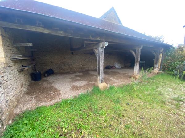 Maison à vendre 6 pièces proche de PARAY LE MONIAL (71)