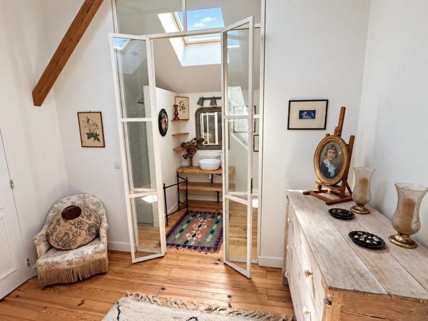 Maison rénovée avec jardin Langon centre
