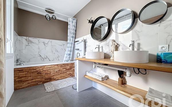 Maison à vendre    4 pièces • 199 m2 Challans