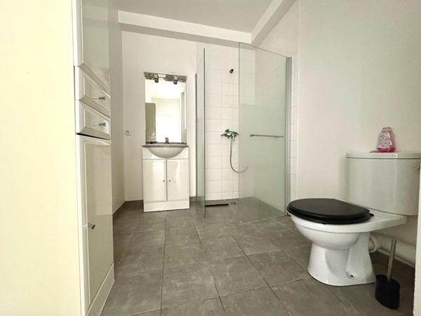Appartement 2 pièces lumineux avec vue dégagée, résidence récente avec ascenseur à Morigny-Champigny