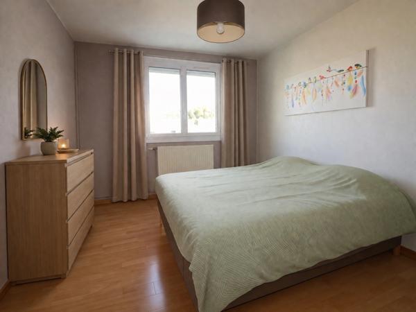 Quartier Bellevue appartement T3 traversant de 64 m², 2 balcons, parking et cave.