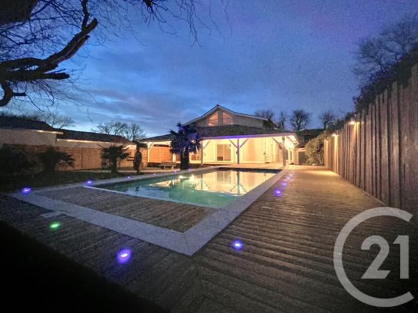 Maison à vendre  4 pièces - 166,92 m 2   GUJAN MESTRAS  - 33