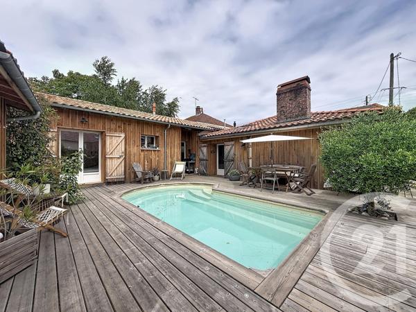 Maison à vendre  4 pièces - 166,92 m 2   GUJAN MESTRAS  - 33