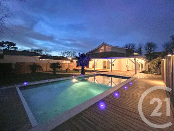Maison à vendre  4 pièces - 166,92 m 2   GUJAN MESTRAS  - 33