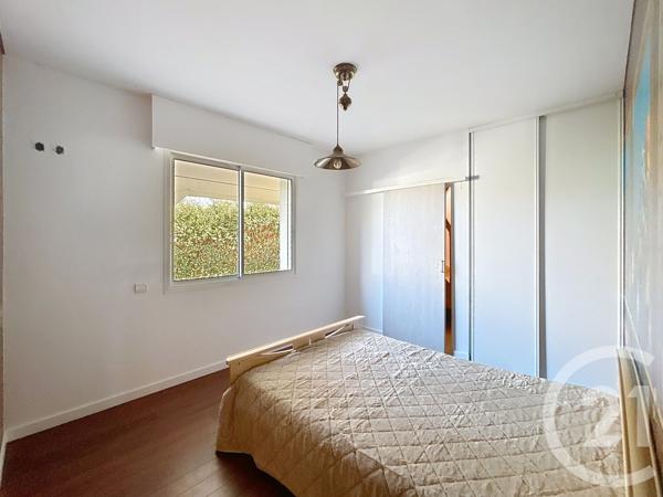 Maison à vendre  4 pièces - 166,92 m 2   GUJAN MESTRAS  - 33