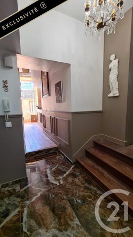 Appartement F3 à vendre  3 pièces - 92,50 m 2   SARLAT LA CANEDA  - 24