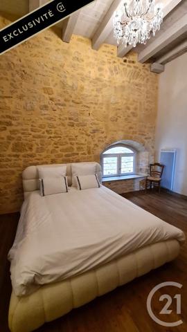 Appartement F3 à vendre  3 pièces - 92,50 m 2   SARLAT LA CANEDA  - 24