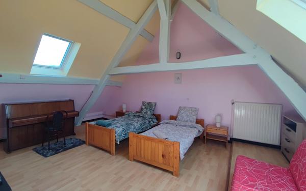 Immeuble à vendre    5 pièces •  Chézy-sur-Marne