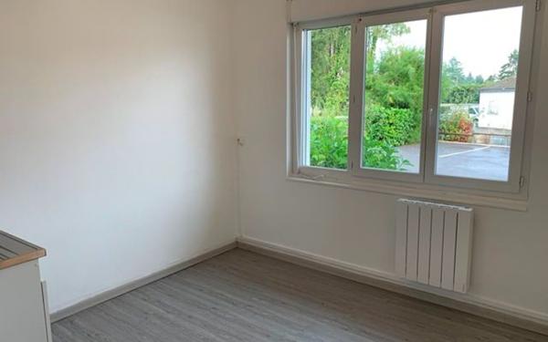 Appartement à louer    2 pièces •  Vic-sur-Aisne