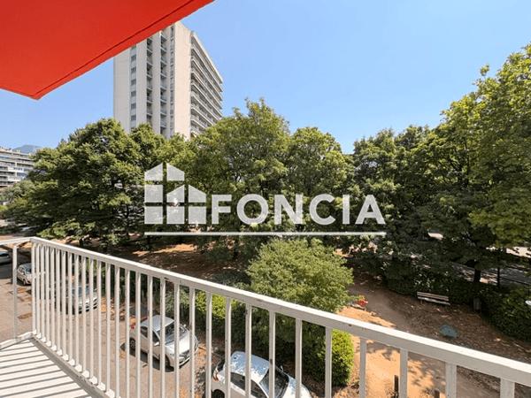 Location Appartement 4 pièces 67.24 m² - LE MANGIN Grenoble 38100