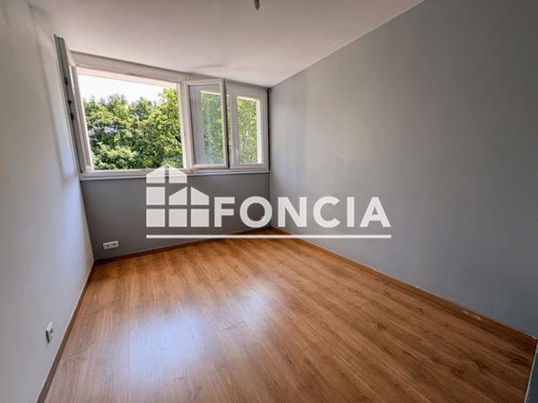 Location Appartement 4 pièces 67.24 m² - LE MANGIN Grenoble 38100