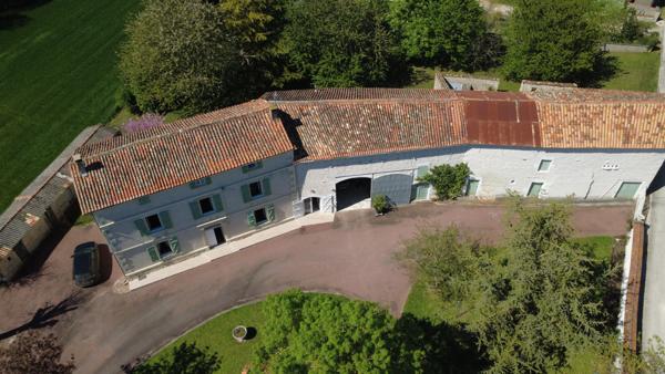 Maison à vendre à Brettes (16240) - Charente