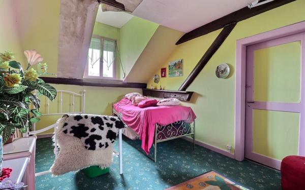 Maison à vendre    9 pièces •  Forbach