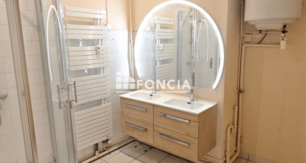 Location Appartement 3 pièces 99.21 m² - Lyon 69006
