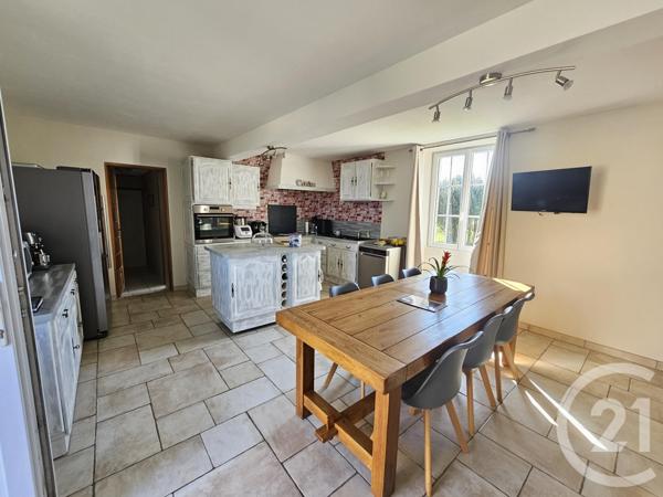 Maison à vendre  6 pièces - 140 m2 ST GERVAIS LES TROIS CLOCHERS - 86