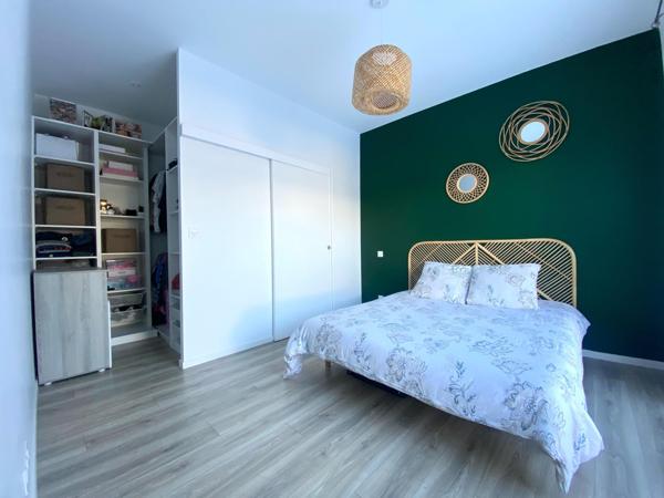 Maison contemporaine 2023 avec patio,  sous décennale, aux portes de La Rochelle !