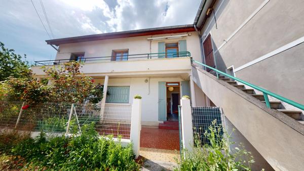 Maison 190m2 ( 225m2 utile) / appartement en RDC 45m2
