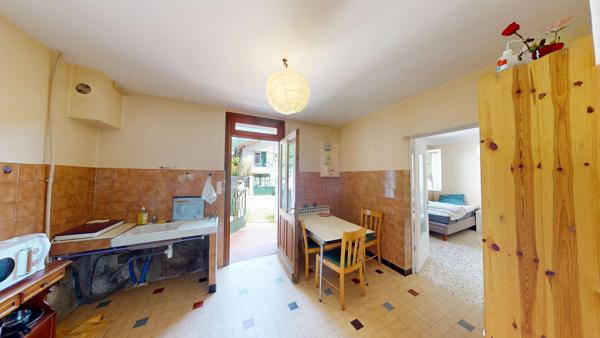 Maison 190m2 ( 225m2 utile) / appartement en RDC 45m2