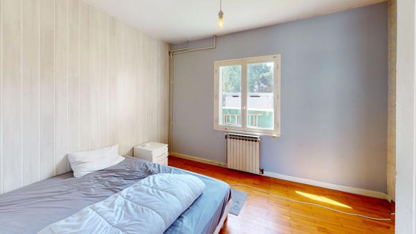 Maison 190m2 ( 225m2 utile) / appartement en RDC 45m2